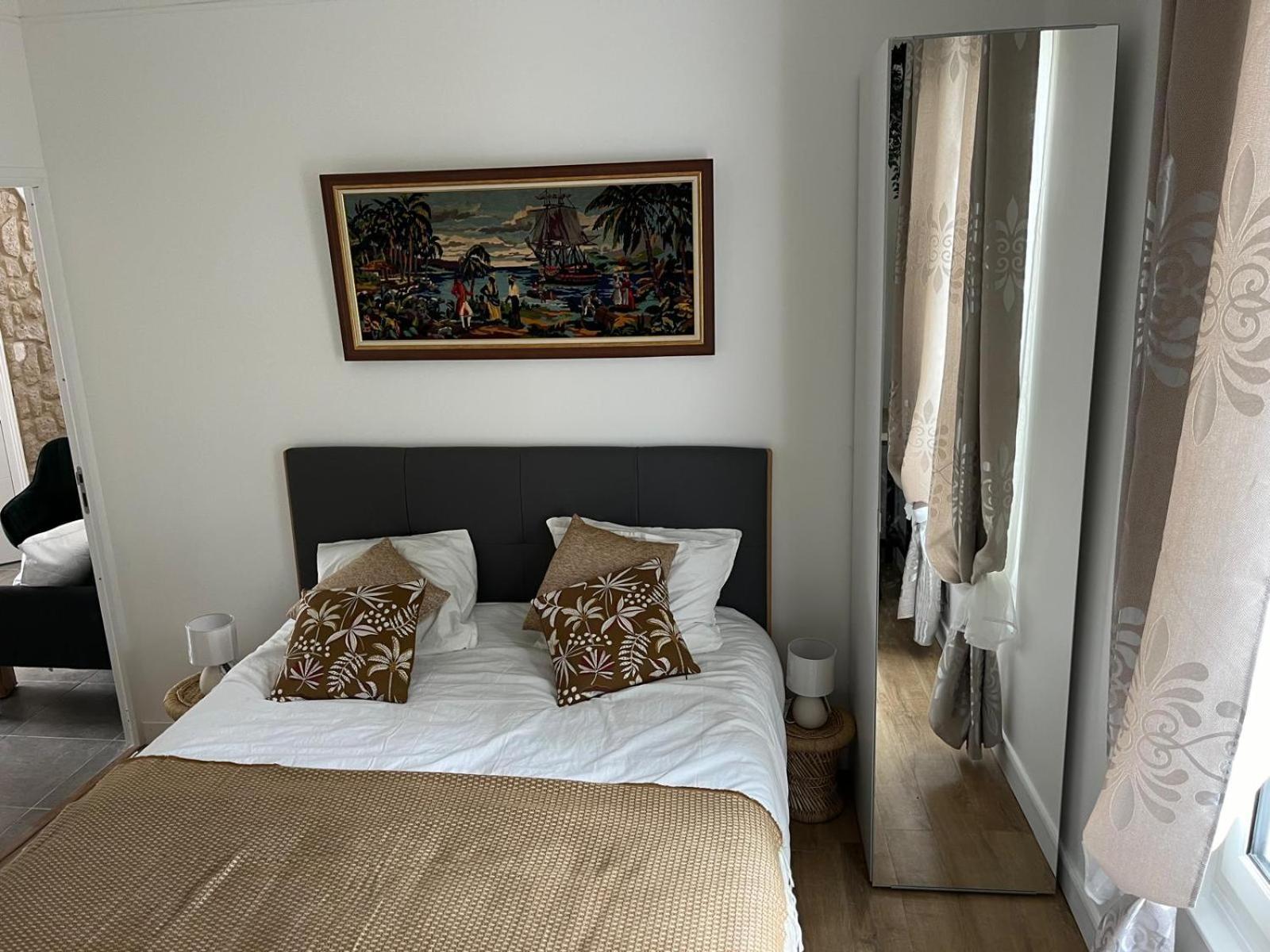 Chambre Tout Confort 호텔 Limay 외부 사진